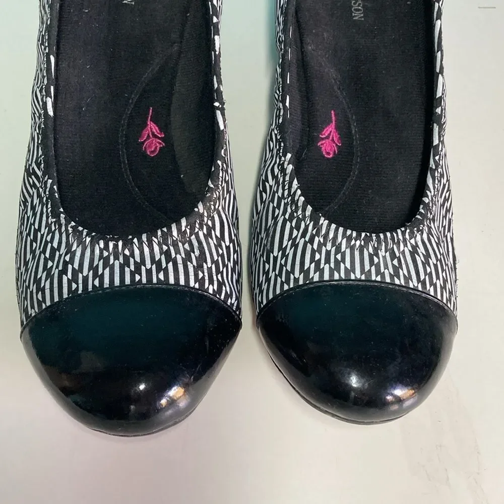 Roz Hommerson 1.5” Wedge Heels Womens Size 9 Slip On Shoes
